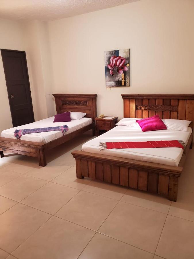 Hotel Cataluna Pereira Zewnętrze zdjęcie
