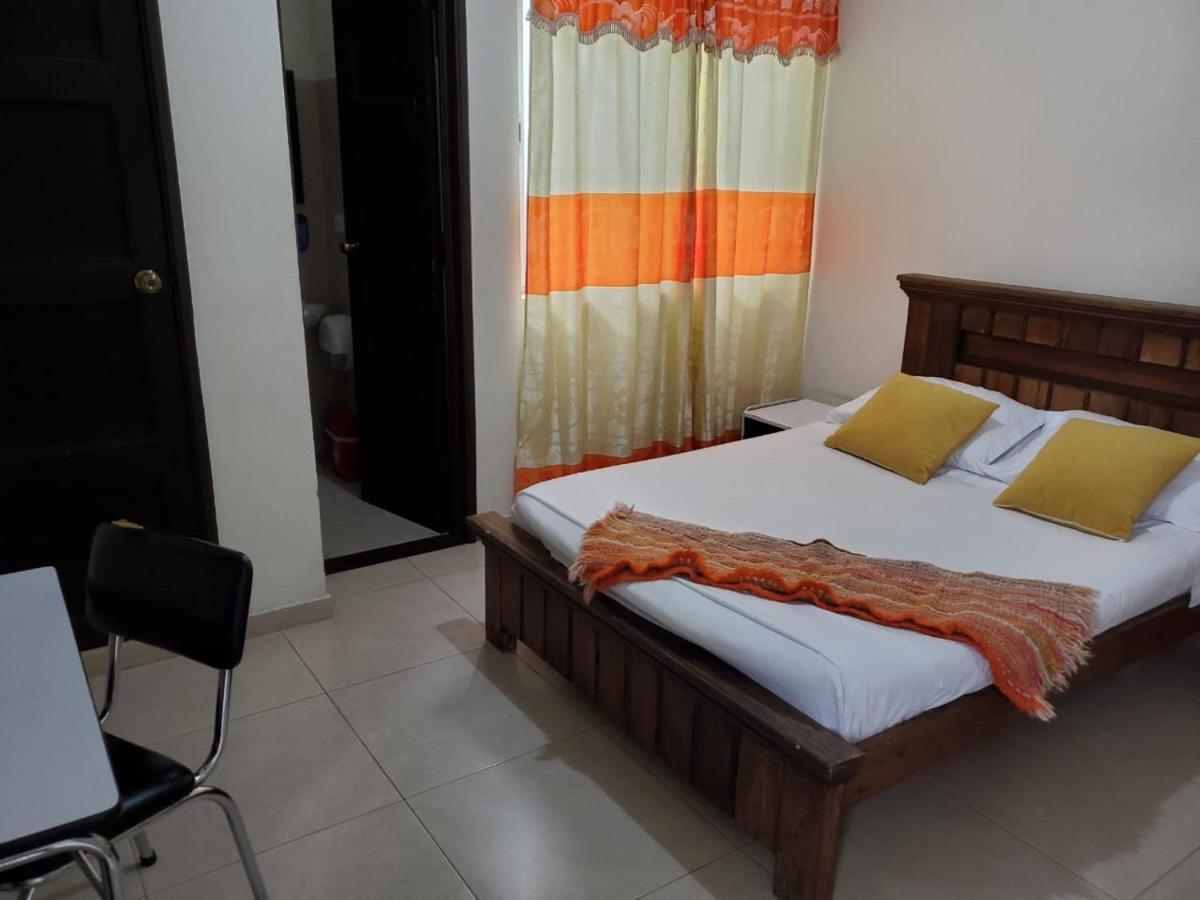 Hotel Cataluna Pereira Zewnętrze zdjęcie