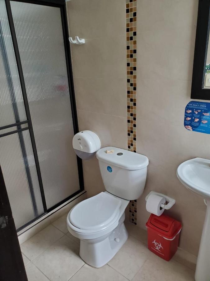 Hotel Cataluna Pereira Zewnętrze zdjęcie