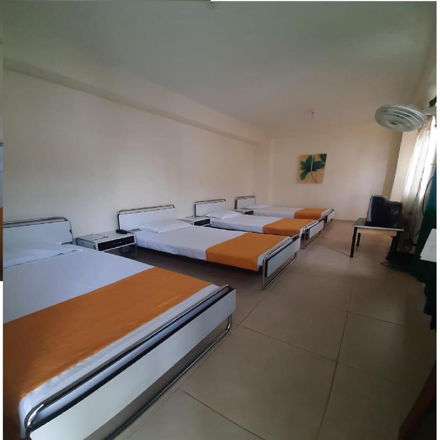 Hotel Cataluna Pereira Zewnętrze zdjęcie